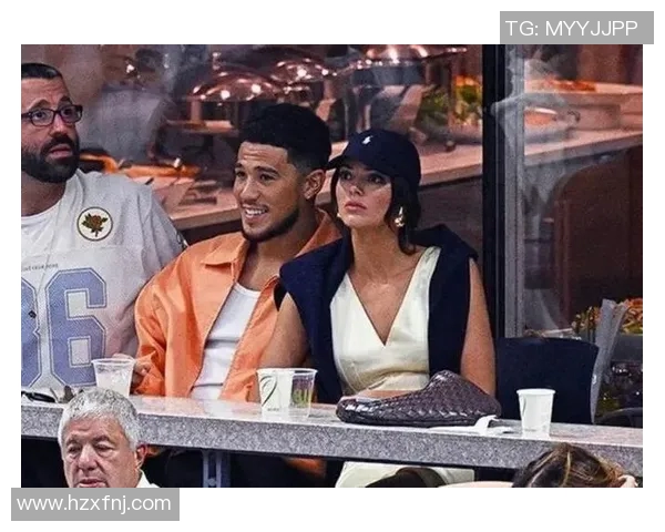 八卦爆料：布克被曝与明星传出绯闻