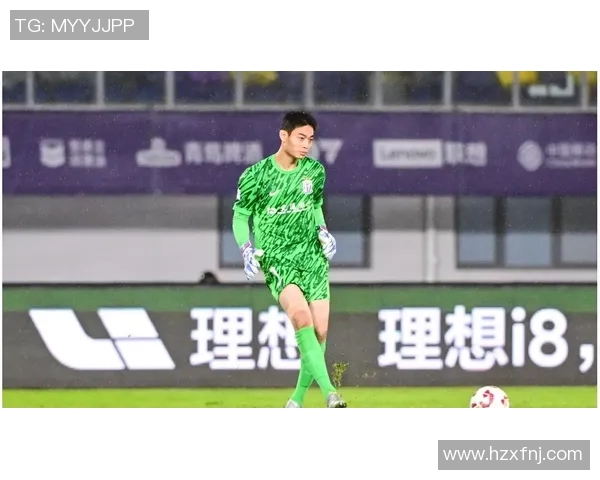 国足门将神扑集锦登上国际媒体首页